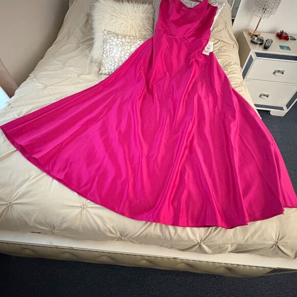 Hot Pink Satin Ball Gown - David's Bridal - Size 18 (NWT) - Picture 1 of 12